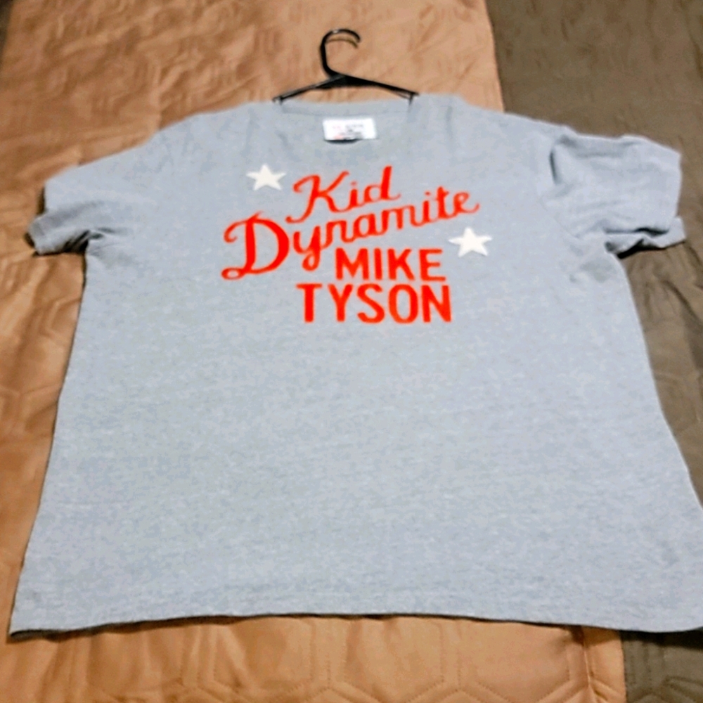 Under armour Mike Tyson tshirt